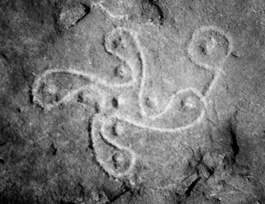 The Swastika Stone (Cup and Ring Marks / Rock Art) by gyrus