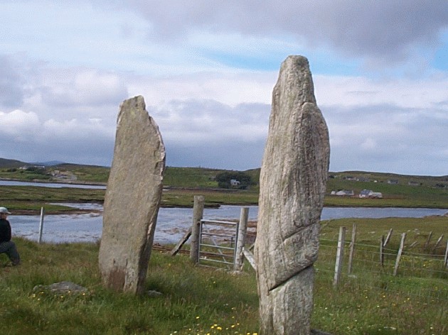 Cnoc Ceann a'Gharraidh (Stone Circle) by Chris