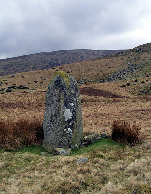 Bwlch-y-Ddeufaen (Standing Stones) by IronMan