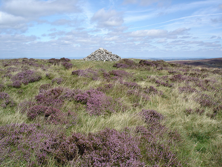 Water Hill (Cairn(s)) by Lubin