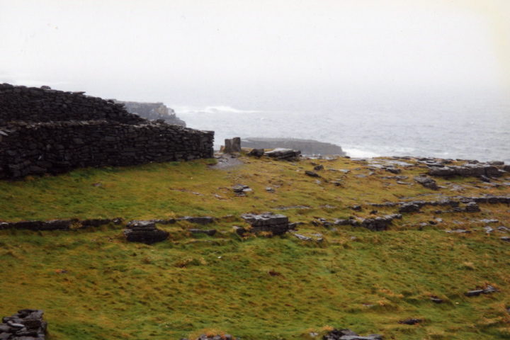 Dún Dúchathair (Stone Fort / Dun) by hrothgar
