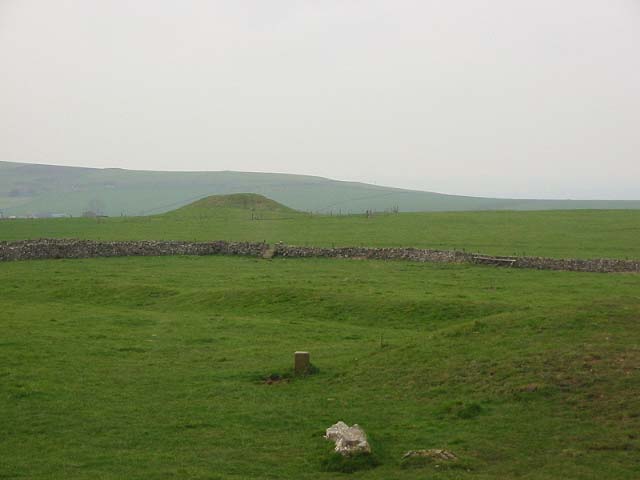 Gib Hill (Artificial Mound) by stubob