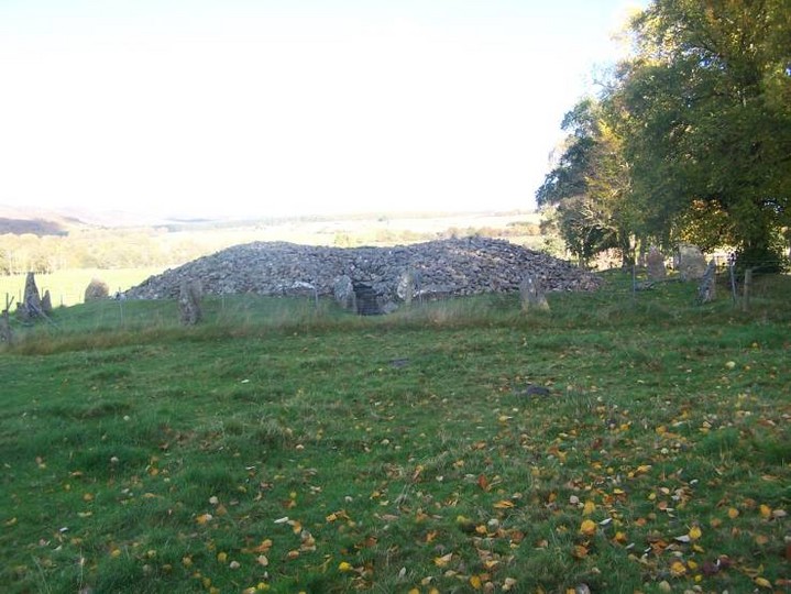 Corrimony (Clava Cairn) by treehugger-uk