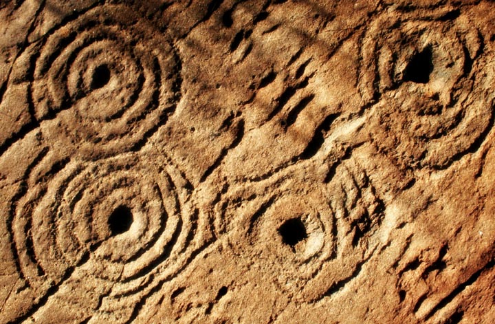 Achnabreck (Cup and Ring Marks / Rock Art) by Hob