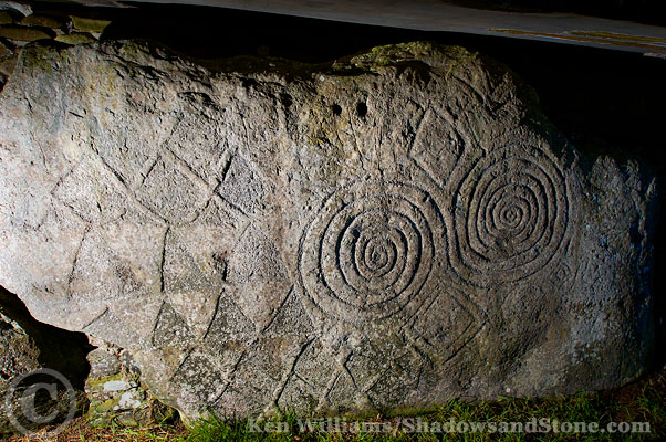 Newgrange (Passage Grave) by CianMcLiam