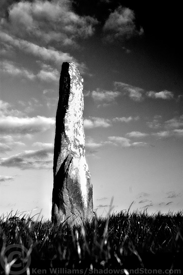 Ballymote (Standing Stone / Menhir) by CianMcLiam