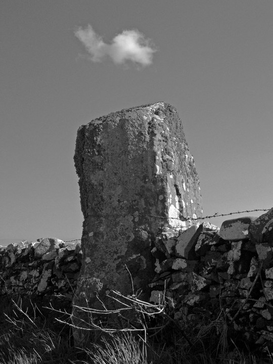 Little Balsmith (Standing Stone / Menhir) by rockartwolf