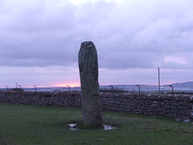 Llanfaethlu (Standing Stone / Menhir) by postman