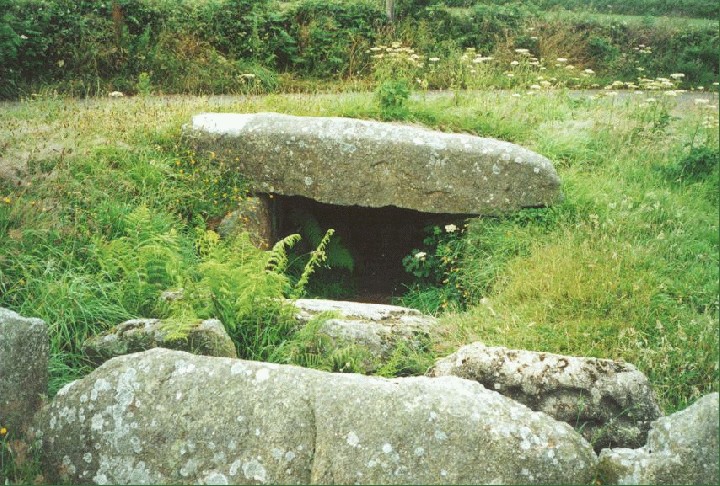 Tregiffian (Entrance Grave) by BOBO