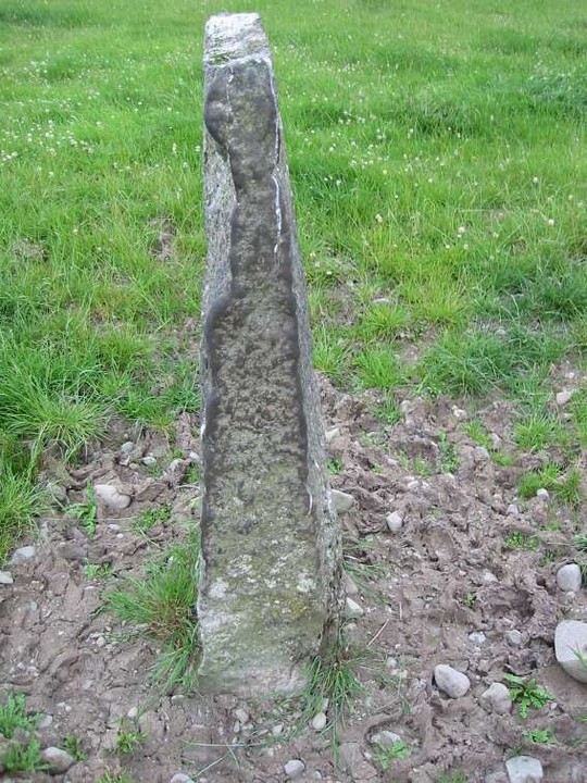Balnagon Upper stone pair (Standing Stones) by ryaner