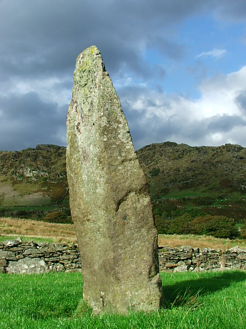 Fach-Goch (Standing Stone / Menhir) by postman