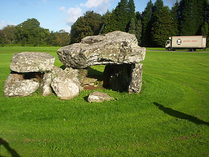 Plas Newydd Burial Chamber (Dolmen / Quoit / Cromlech) by hamish