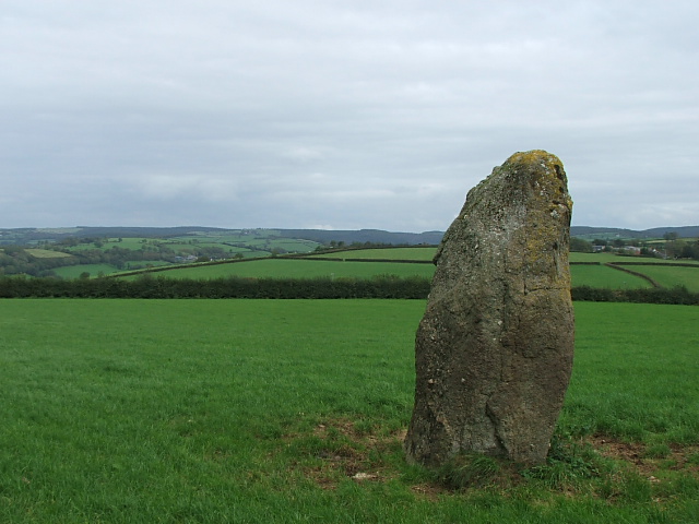 Ffosymaen (Standing Stone / Menhir) by postman