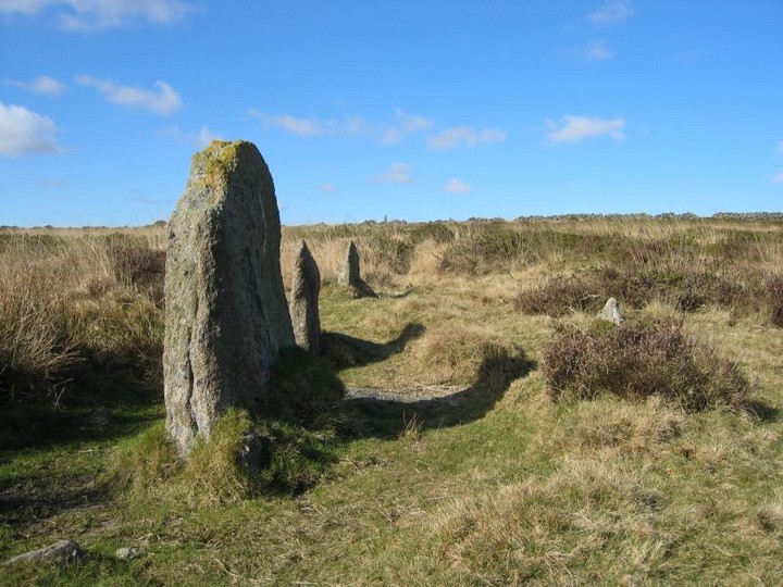 Laughter Tor (Standing Stone / Menhir) by Meic