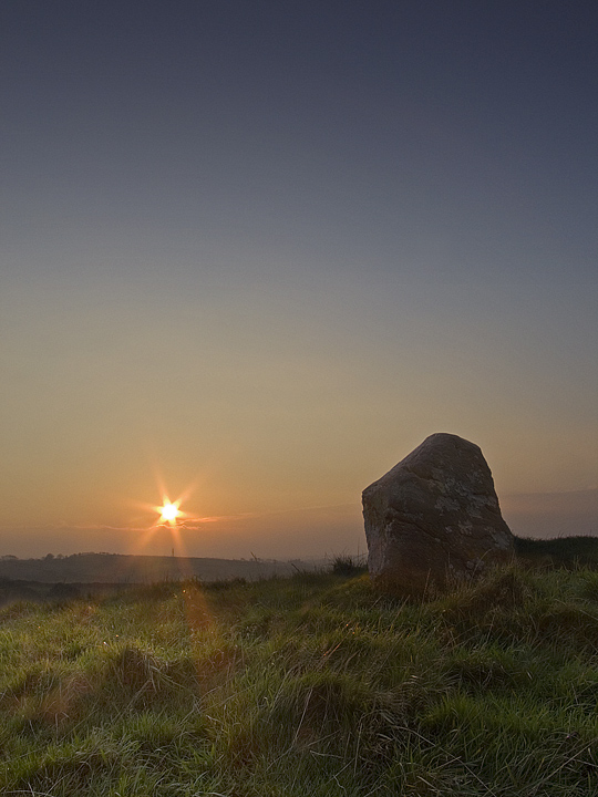 Clough Berragh (Standing Stone / Menhir) by minipixel