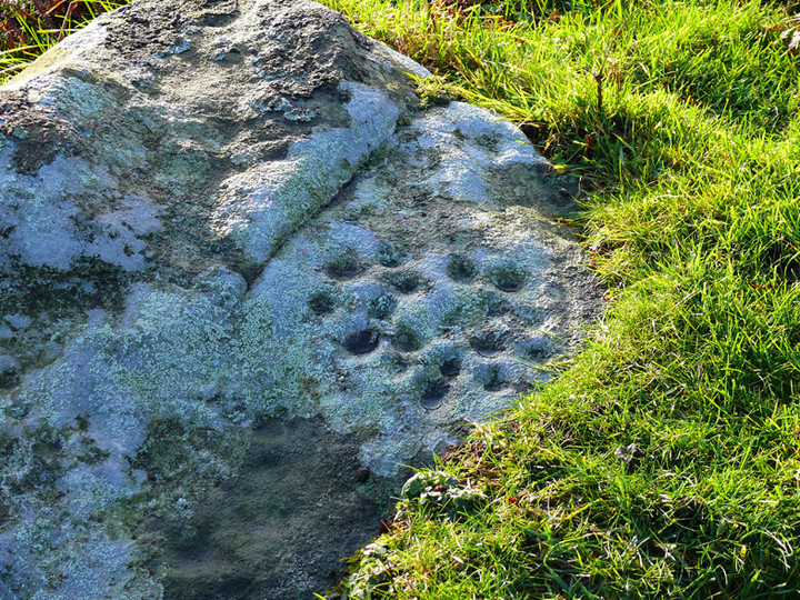 Millstone Burn (Cup and Ring Marks / Rock Art) by rockartwolf