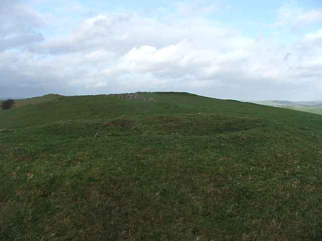 Musden Low (South) (Round Barrow(s)) by postman
