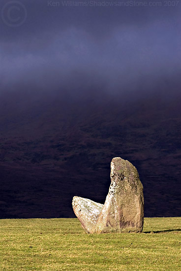 Graigue (Standing Stone / Menhir) by CianMcLiam