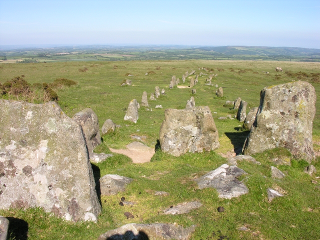 Cosdon Hill (Stone Row / Alignment) by Meic