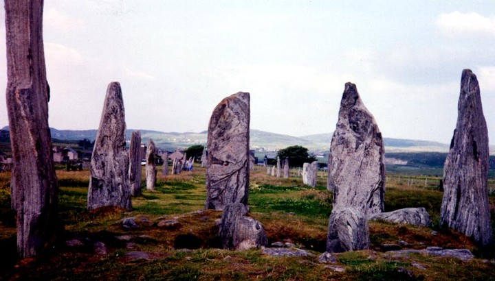 Callanish (Standing Stones) by caergog