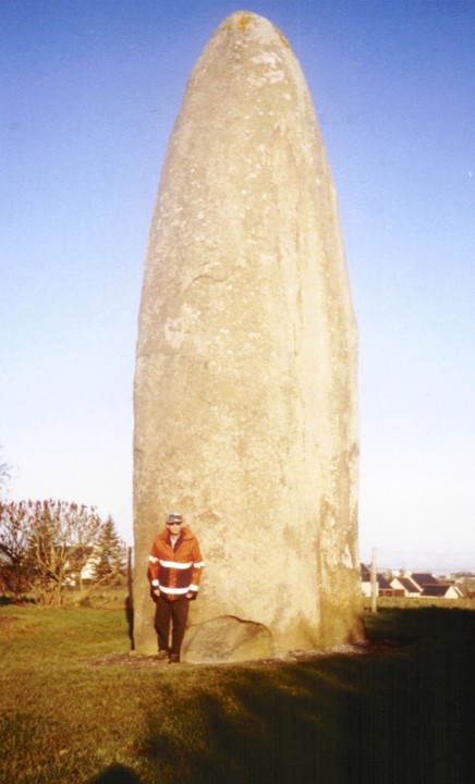 Menhir de Champ-Dolent (Standing Stone / Menhir) by Spaceship mark