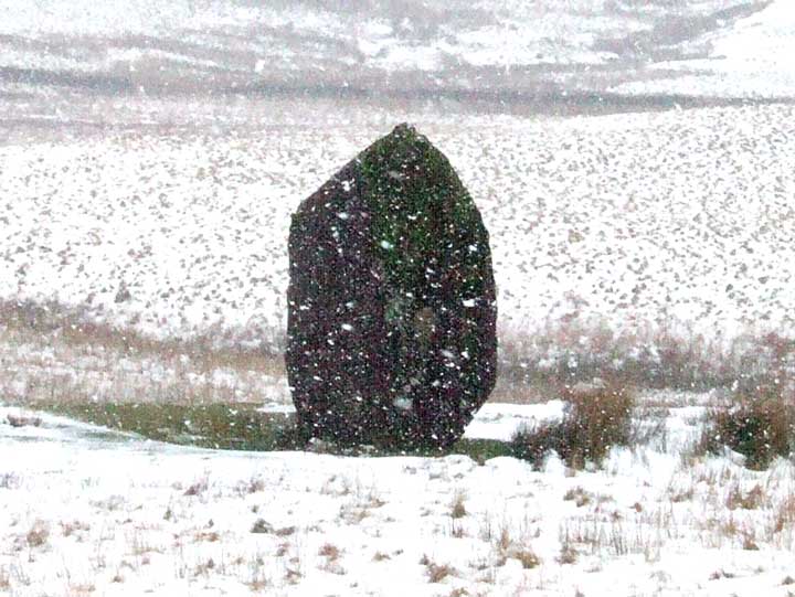 Maen Llia (Standing Stone / Menhir) by kluster
