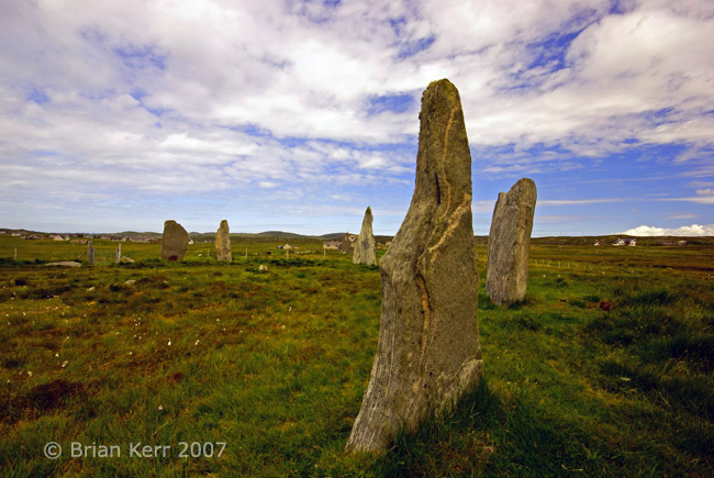 Cnoc Ceann a'Gharraidh (Stone Circle) by rockartwolf