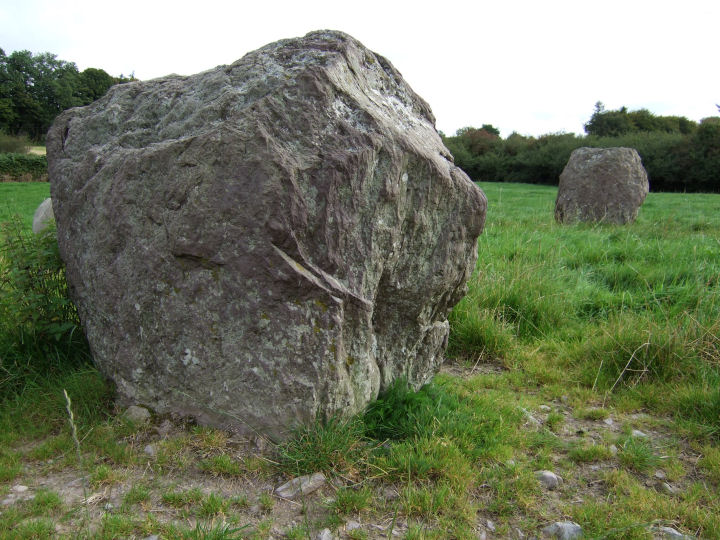 Knocknaneirk SW (Stone Circle) by gjrk