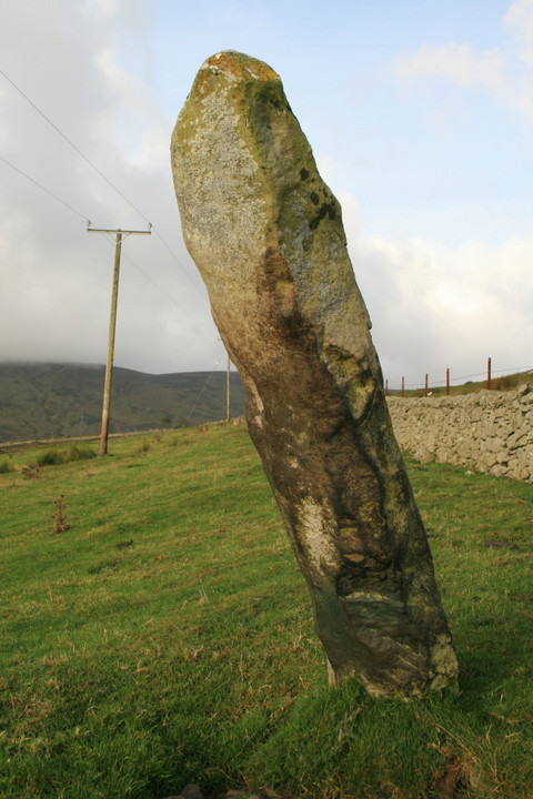Ffon-y-Cawr (Standing Stone / Menhir) by postman