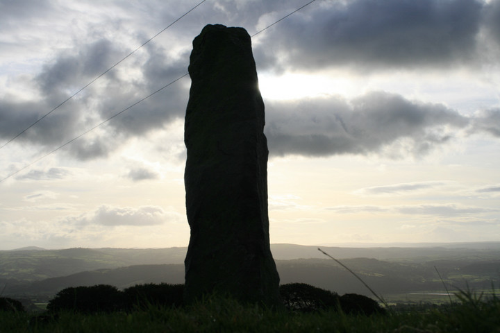 Ffon-y-Cawr (Standing Stone / Menhir) by postman
