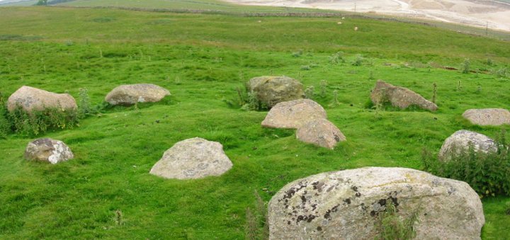 Iron Hill (Cairn circle) by stubob