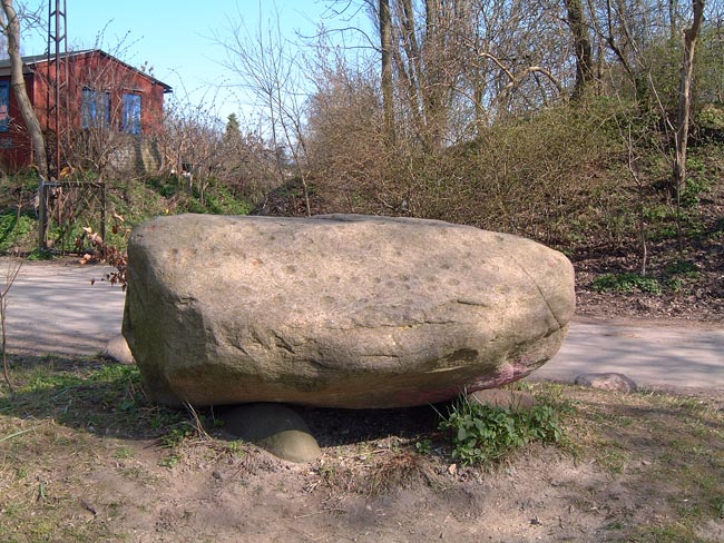 Christiania (Cup Marked Stone) by Hob