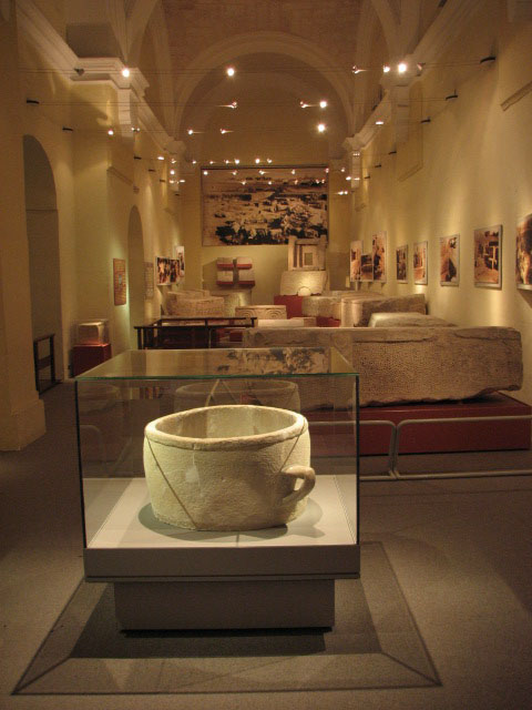 National Museum of Archaeology by sals