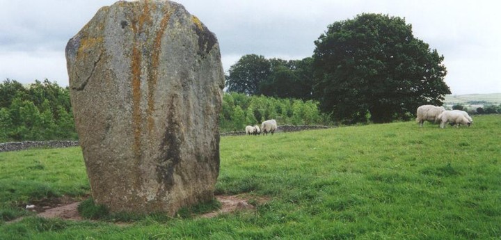 The Goggleby Stone (Standing Stone / Menhir) by BOBO