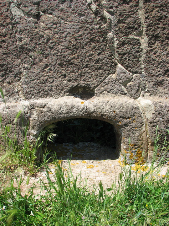 Santu Bainzu (Tomba di Giganti) by sals