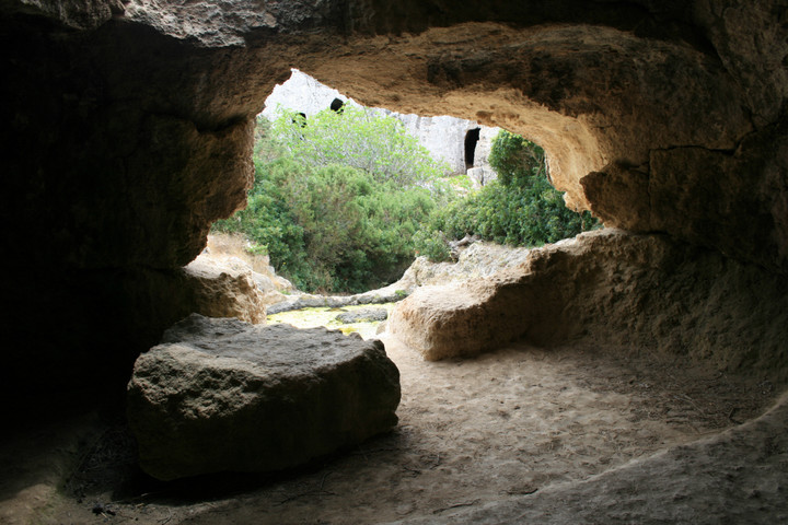 Cala Morell Necropolis (Rock Cut Tomb) by postman