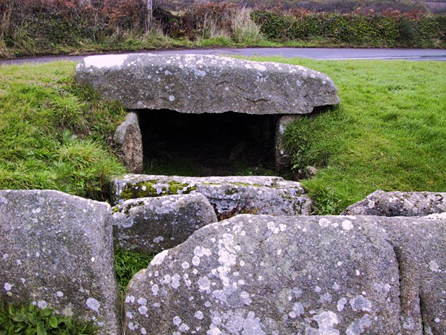 Tregiffian (Entrance Grave) by Holy McGrail