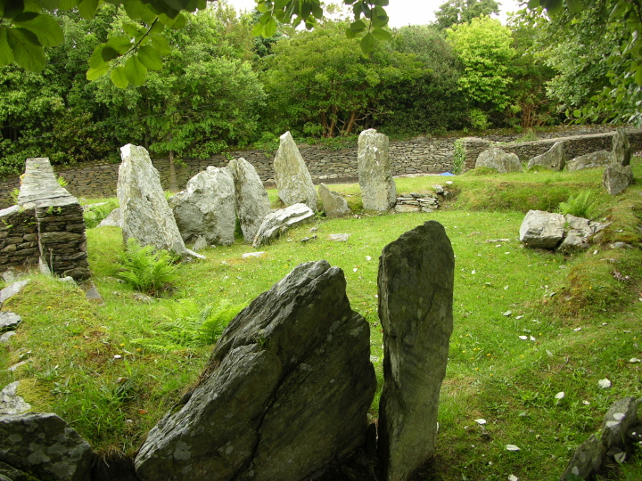 King Orry's Grave (Chambered Cairn) by Moz