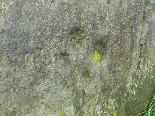 Glenballoch Standing Stone (Standing Stone / Menhir) by scotty
