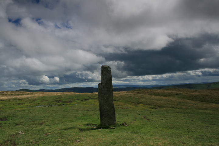 Maen Serth (Standing Stone / Menhir) by postman