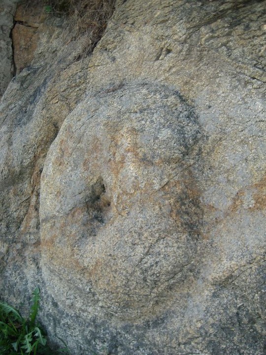 Mother Earth's pregnant belly (Engraved stone) by Ligurian Tommy Leggy