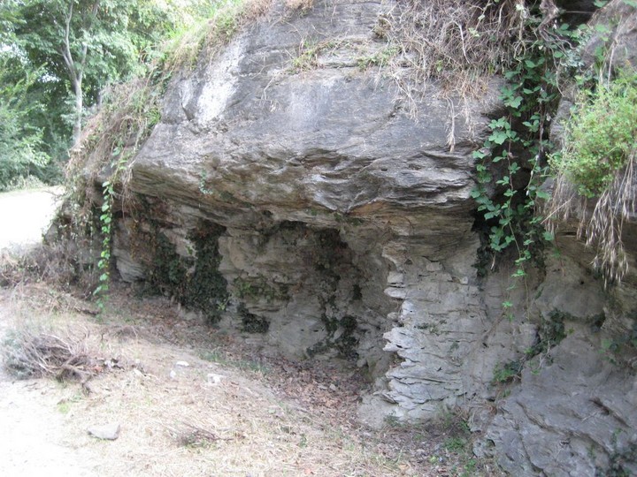 Cavour's Rock (Cave / Rock Shelter) by Ligurian Tommy Leggy