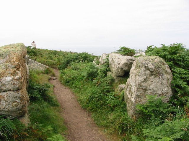 Maen Castle (Cliff Fort) by stubob