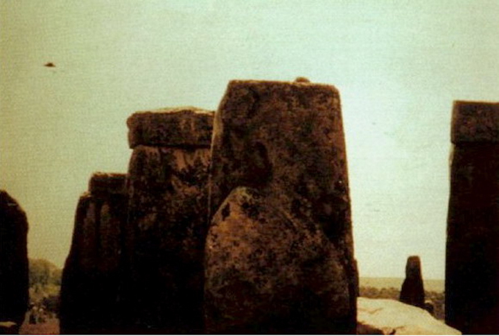 Stonehenge (Circle henge) by Stoneshifter