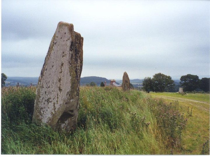 East Cult Standing Stones (Stone Row / Alignment) by Martin