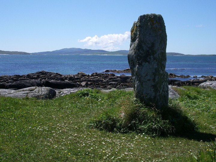 Pollachar (Standing Stone / Menhir) by Billy Fear