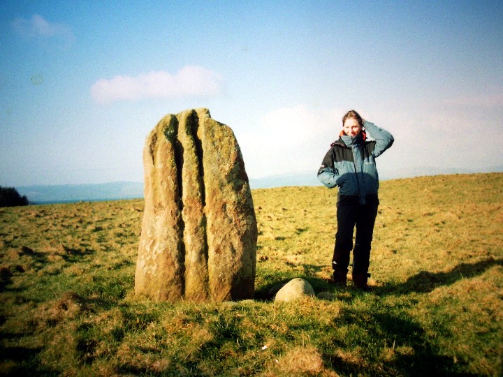 Machriewater Foot (Standing Stone / Menhir) by Billy Fear