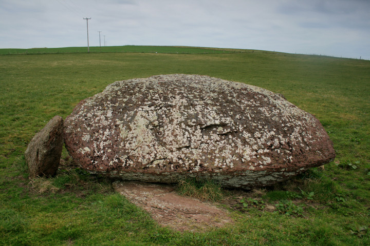 Devil's Quoit (Burial Chamber) by postman