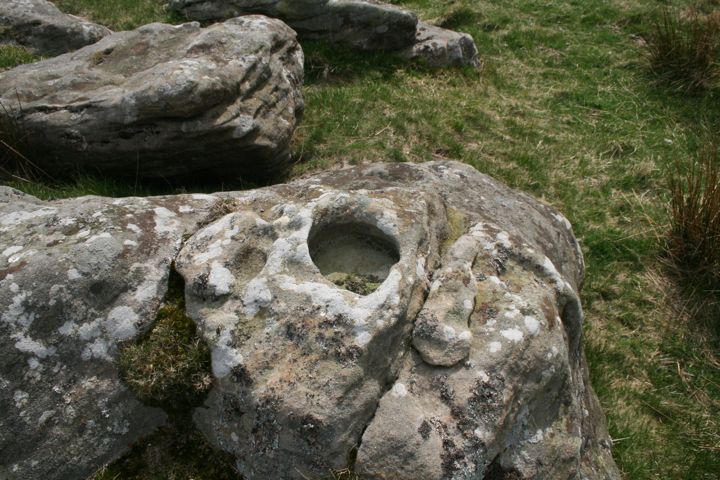 White House Folly Hill (Cist) by mascot
