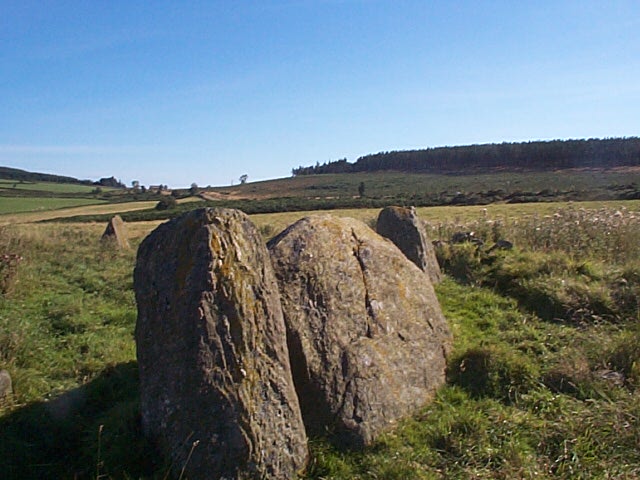 Esslie the Greater (Stone Circle) by Chris